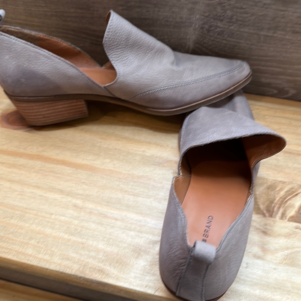 Great condition size 11 women’s lucky brand booties